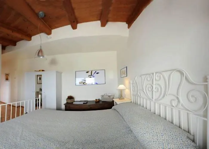 Monte Maino Vakantiehuis Desenzano del Garda